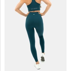 Balance Athletica The Energy Pant - Topaz